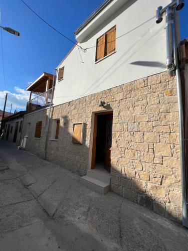 Eftis - Renovated Traditional House, Омодос (фото 10)