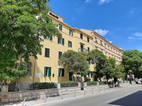 Calma Luxury Rooms – Split, MD