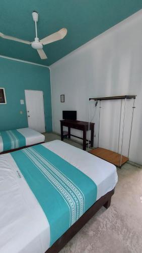 Delphinus Inn – Huatulco, LA