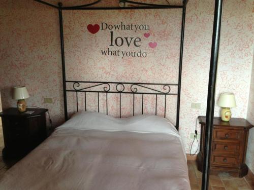 2 bedrooms, 4 beds