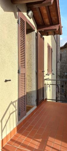 Балкон, Appartamento con 2 camere in borgo medievale in Кастель дель фортепіано