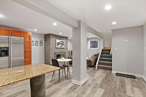 Chic 1BR Apartment With Modern Comforts - Barry GA - image 10
