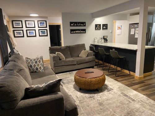 Bears Den Guest House in Thompson (MB)