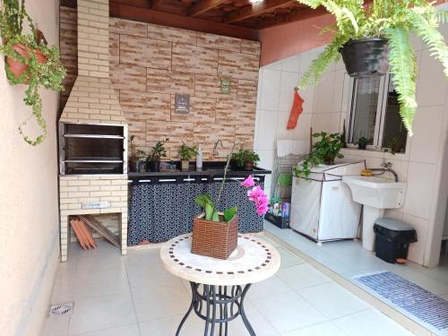 Apartamento Boracéia Bertioga – khách sạn tại Praia da Boraceia