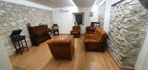 Vinea del Selvatico cascina agricola in Rocca San Felice