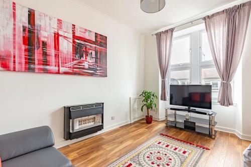 Spacious stylish centraly located flat near beach photo 1