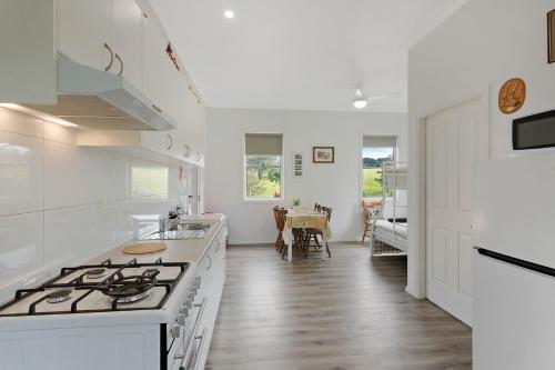 Henkley Cottage 1 Isaiah in Central Tilba