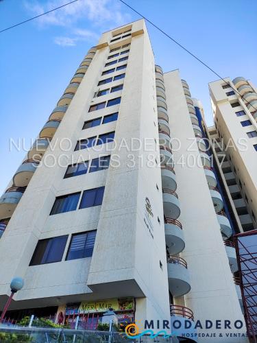 Condominio Nuevo Rodadero, wifi piscina parqueadero - 숙소 외관