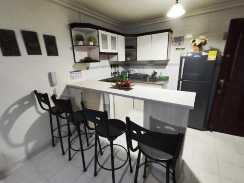 Condominio Nuevo Rodadero, wifi piscina parqueadero - 주방