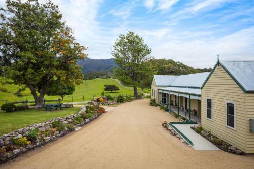 Henkley Cottage 3 Ezekiel in Central Tilba