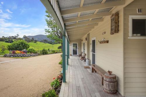 Henkley Cottage 3 Ezekiel in Central Tilba