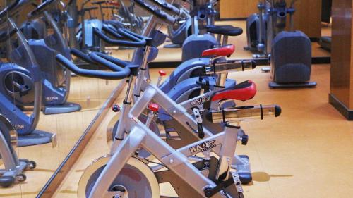 Holiday Inn Nanjing Xuanwu Lake by IHG Holiday Inn Nanjing Xuanwu Lake by IHG