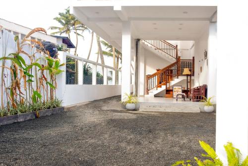 Kavin Beach Hotel Hikkaduwa – Dodanduwa, CO