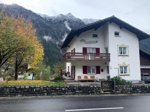  Haus Angelika, Pension in Innerbraz