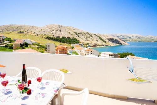 Magdalena with mountain and seaview - Apartment - Metajna