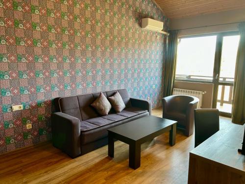 Dragoman Hotel