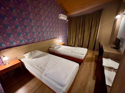 Dragoman Hotel