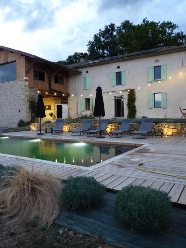 ทัศนียภาพภายนอกโรงแรม, La Maison des 3 Chouettes in ปรูเปียรี