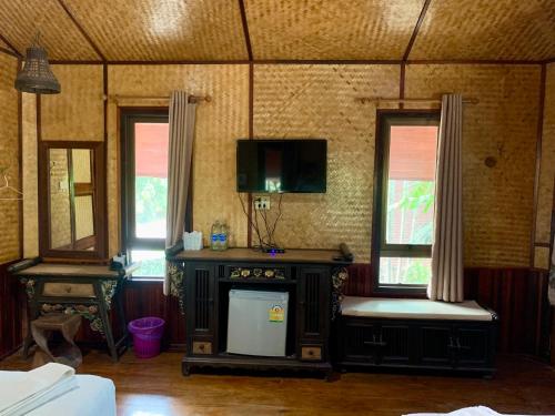 Facilities, ครัวพาร์3ริเวอร์ไซด์แอนด์รีสอร์ท in Khanu Woralaksaburi