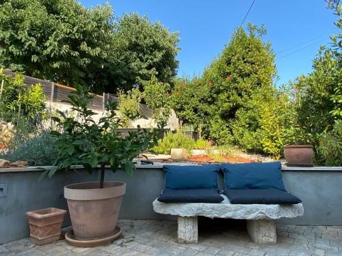 卡斯泰利爾 Villa Sterna II - Ferienhaus mit Pool und Garten 4星级 酒店 餐厅