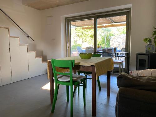 卡斯泰利爾 Villa Sterna II - Ferienhaus mit Pool und Garten 4星级 酒店 套房