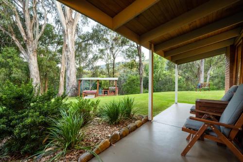 Skats, Kiewa Country Cottages in Tawonga