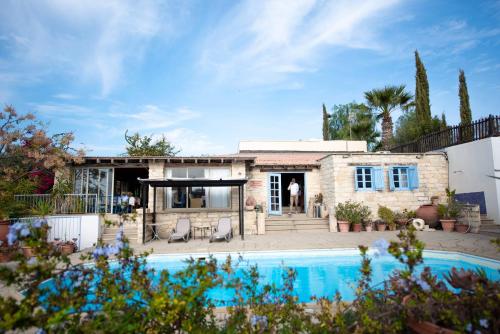 Cyprus Villages - Bed & Breakfast - With Access To Pool And Stunning View