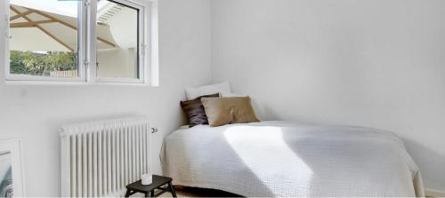  Private room in a charimg town hous in Virum