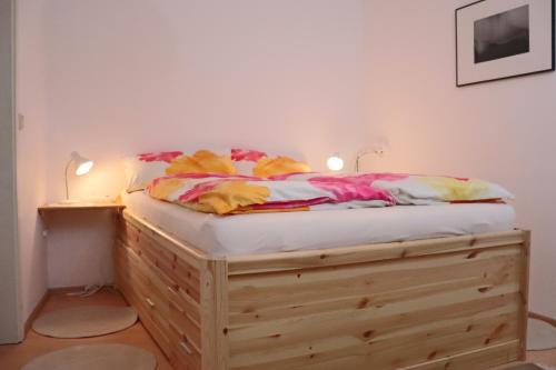 One-Bedroom Apartment image 2