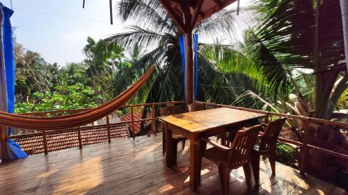 balkon/terras, Surf Beach Hotel in Arugam Bay