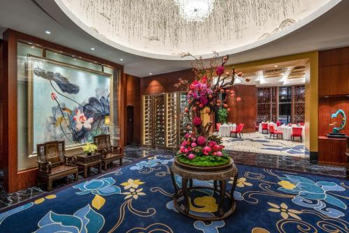 Futian Shangri-La, Shenzhen,Near to Shenzhen Convention&Exhibition Centre, Futian Railway Station