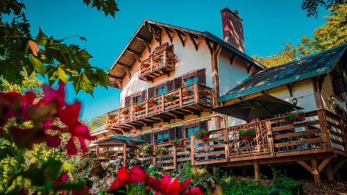 Le Chalet Montégut - Hôtel - Moulins