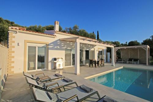 Sunset Sea View Villa 10 3