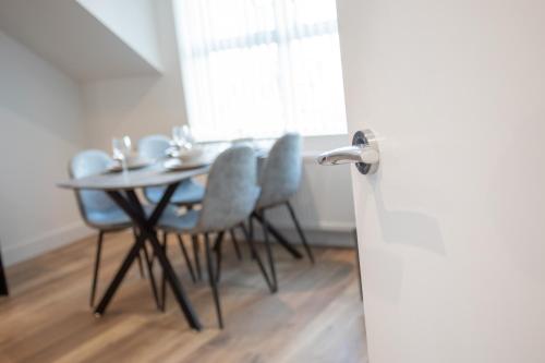 Central Avenue Apartment Central Avenue Apartment