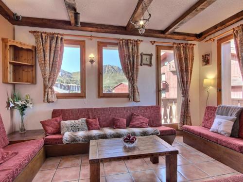 Chalet pour 11 personnes au pied des pistes à La Plagne, avec garage et balcons - FR-1-455-202
