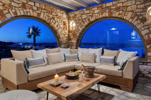  Amalgam Homes Paros in Ampelas