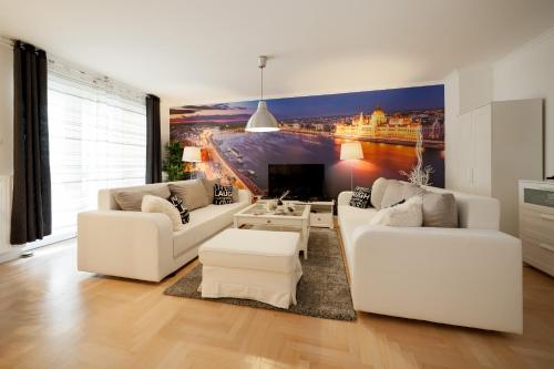 GDE Holló Apartments, Budapest