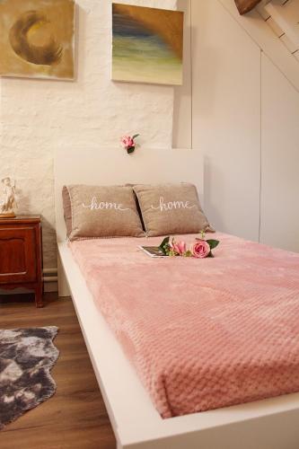 Double Room image 2