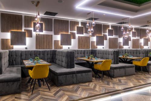레스토랑, 그랜드 호텔 리가 (Grand Hotel Riga) in 루세