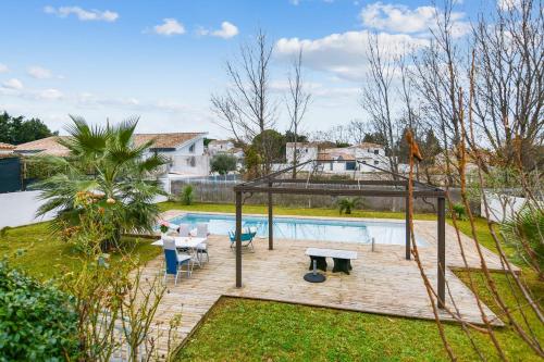Nice and calm villa with pool nearby Sète - Welkeys