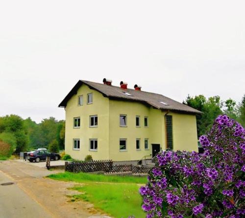 Viesnīcas āriene, HomeW4 - Tiny Apartment in Ullrichs