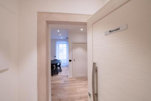 帕拉佐琪麦丽公寓