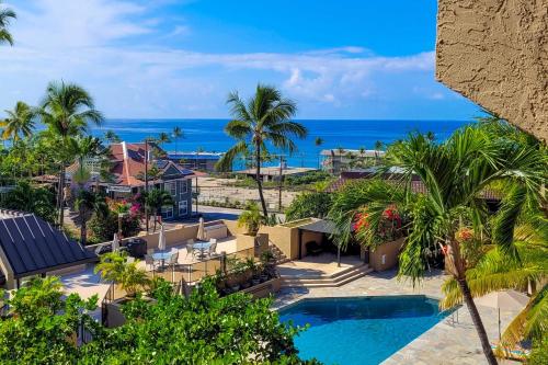 Remodeled Ocean View Downtown Kona Condo with Balcony - image 7