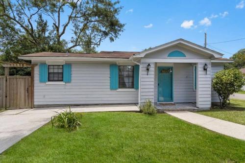 NEW 4BR Single Story_GRILL_Near the beach in Long Beach, USA