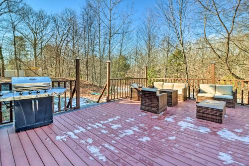 Spacious East Stroudsburg House Game Room and Yard! in East Stroudsburg, USA
