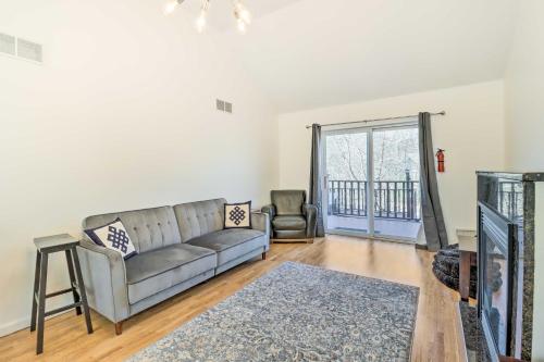 Spacious East Stroudsburg House Game Room and Yard! in East Stroudsburg, USA