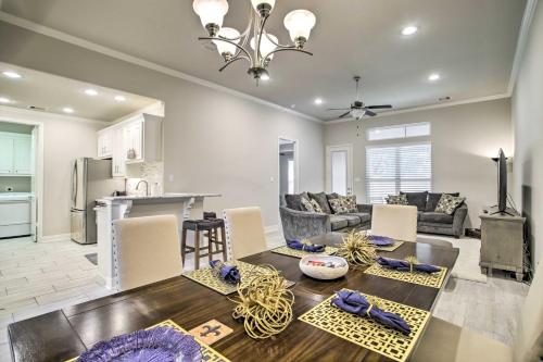 Modern Houston Townhome Near The Woodlands in Houston, USA