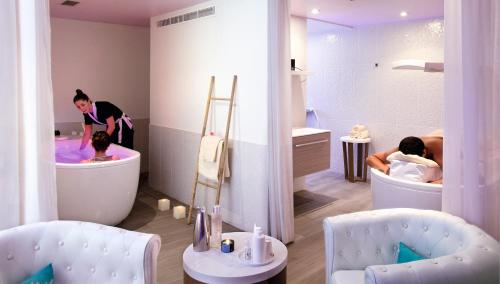 Château des Tourelles Hôtel Thalasso Spa Baie de La Baule - image 7