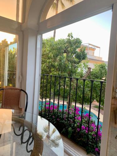 EL PATIO - apartment LA LUBICA in Les Bovetes Beach