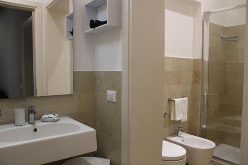 Deluxe Suite image 4